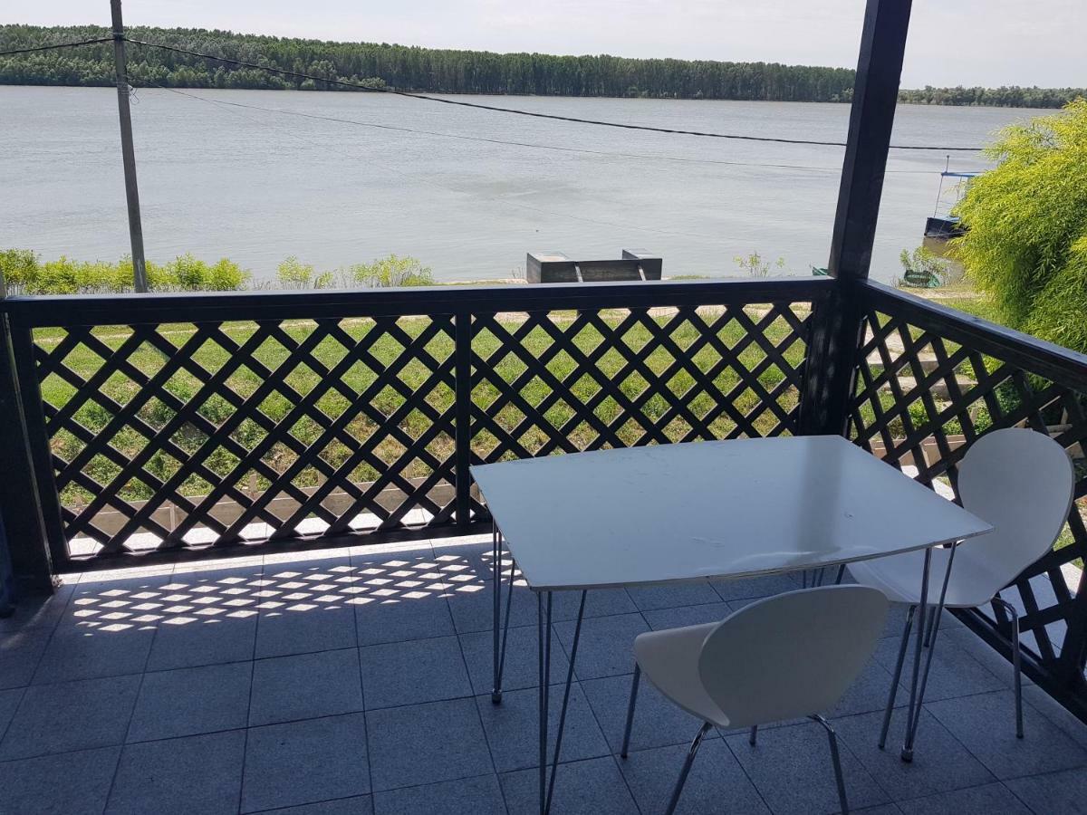 Portul Dunarii Hotel Harsova ภายนอก รูปภาพ